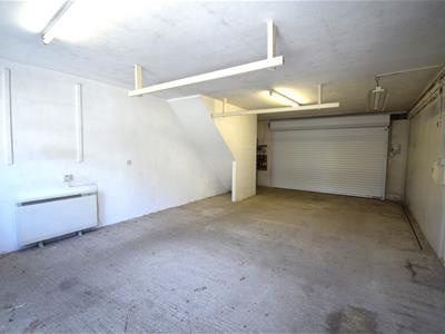 Garage 2